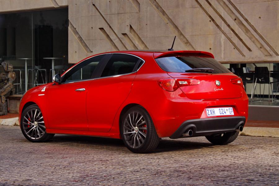  Alfa Romeo Giulietta Quadrifoglio Verde (940) 2011 года  (ZA) (фото 21 из 22)